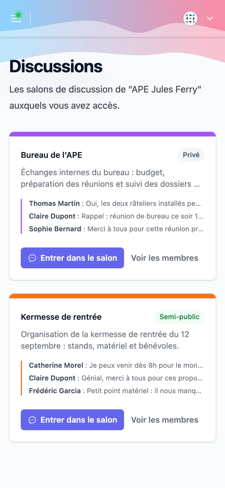 Salons de discussion de l'APE Jules Ferry sur un téléphone : le bureau, privé, et la kermesse, semi-public